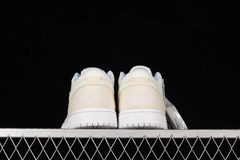 All categories Air Jordan Jordan series basketball shoes Air Jordan 1 Low Air Jordan 1 Low "Canvas" AJ1 Joe 1 cloud powder low-top basketball shoes DQ4151-500